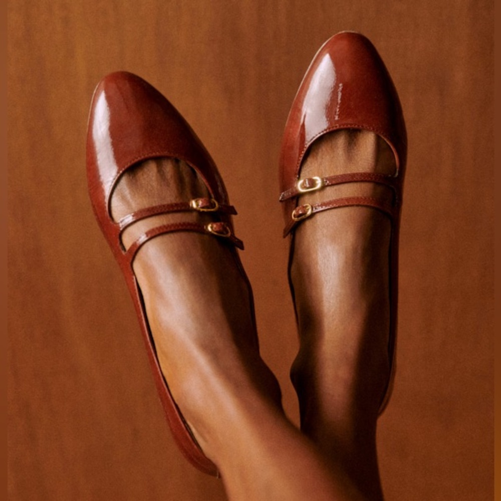 Sezane Ninon Low Ballerina Flats in Patent Mahogany